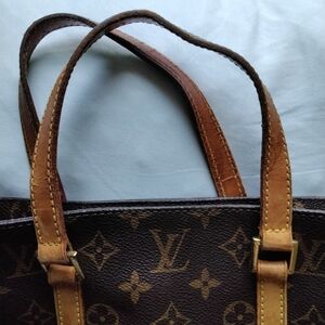 ADDITIONAL PHOTOS OF LV